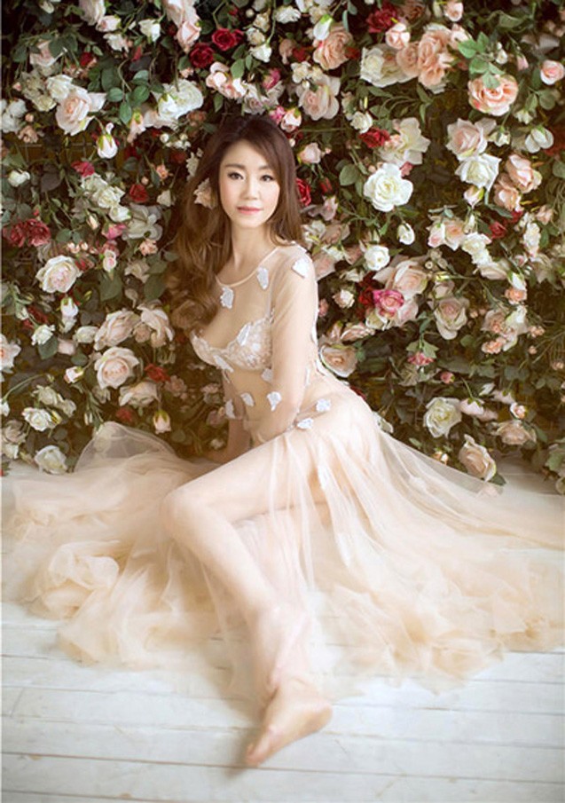 &ldquo;Gecələri &ccedil;ılpaq yatıram...&rdquo;