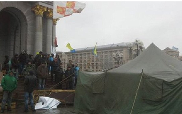 Ukraynalılar yenidən “Maydan”da -  Toqquşma yaşandı