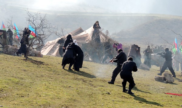 Hərb&ccedil;ilər Xocalını belə yad etdi - Fotolar
