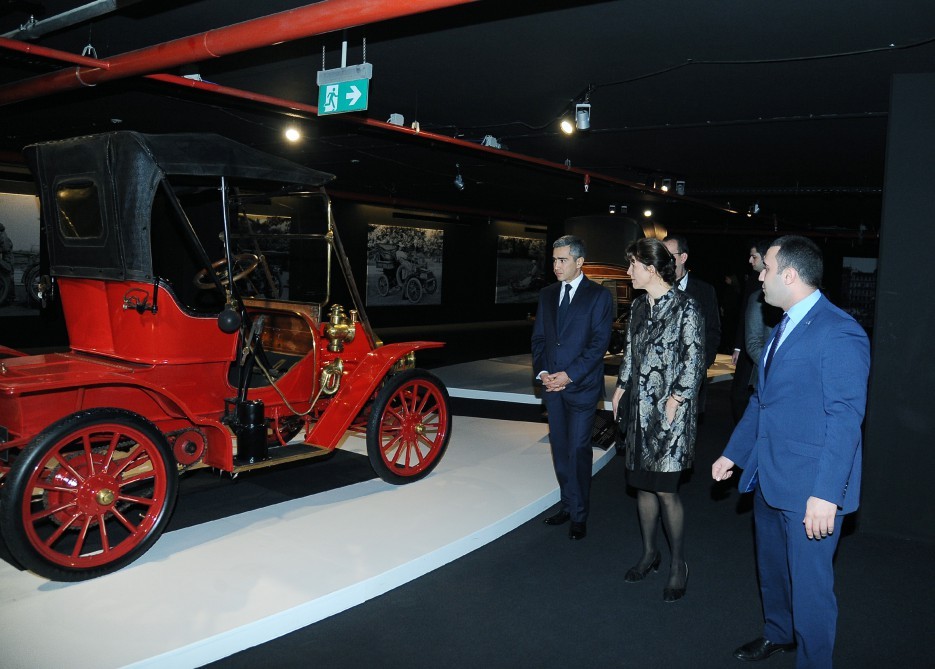 Baş nazirin xanımı Heydər Əliyev Mərkəzində - Fotolar