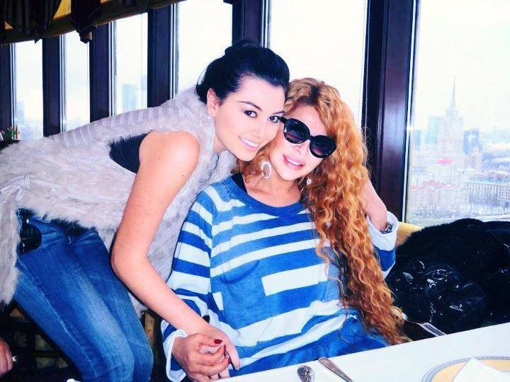 Aygün Natiq Əliyevin oğlu ilə sevgili imiş... - Video Aygün Natiq Əliyevin oğlu ilə sevgili imiş... - Video
