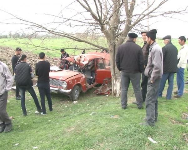 Bərdədə ağır yol qəzası - Fotolar