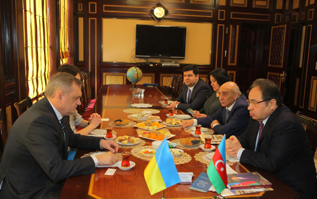 BDU &Ccedil;erkassı Universiteti ilə m&uuml;qavilə imzaladı - Foto