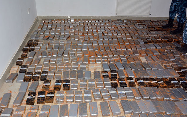 Azərbaycan sərhədində 486 kiloqram heroin tutuldu - Fotolar