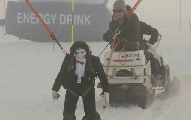 6 təkərli &ldquo;Hummer&rdquo; Bakı-Quba yolunda belə yandı - Videolar