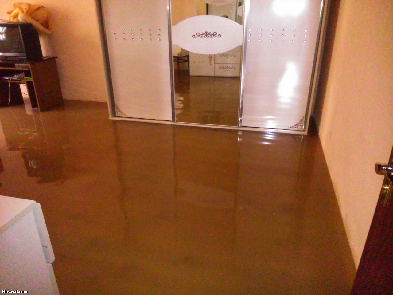 Bakıda yağış fəsadları - Evi su basdı+Fotolar