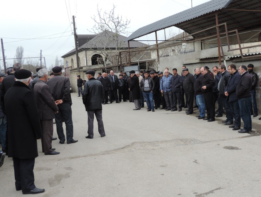 Meyiti 126 gün sonra tapılan neftçi dəfn edildi - Foto