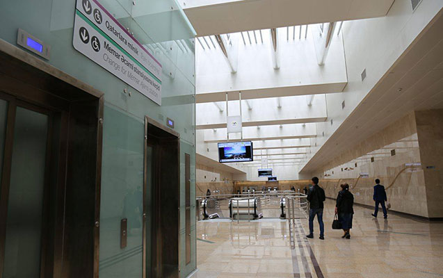 Bənövşəyi xətdən -   Fotosessiya