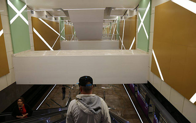 Bənövşəyi xətdən -   Fotosessiya