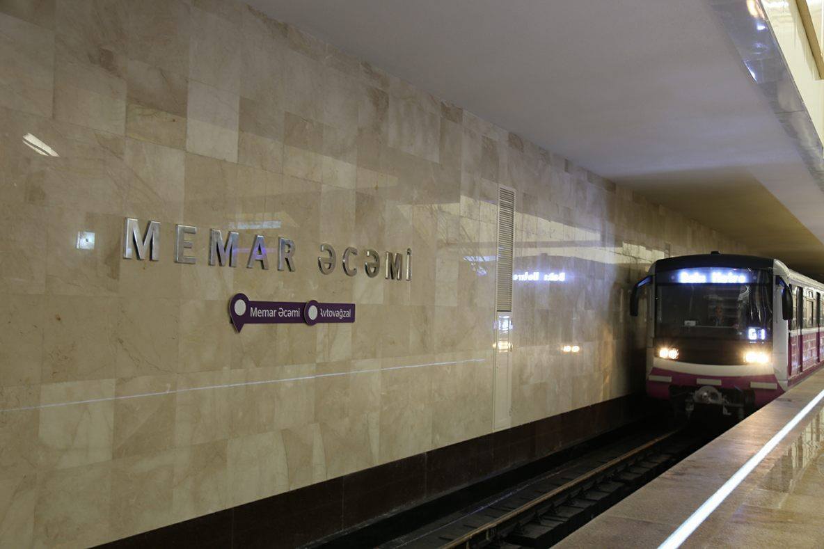 Bənövşəyi xətdən -   Fotosessiya