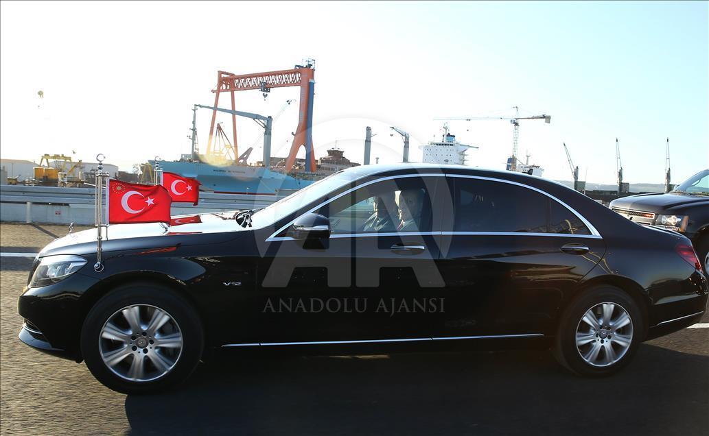 Ərdoğan s&uuml;kan arxasında  -  Fotolar