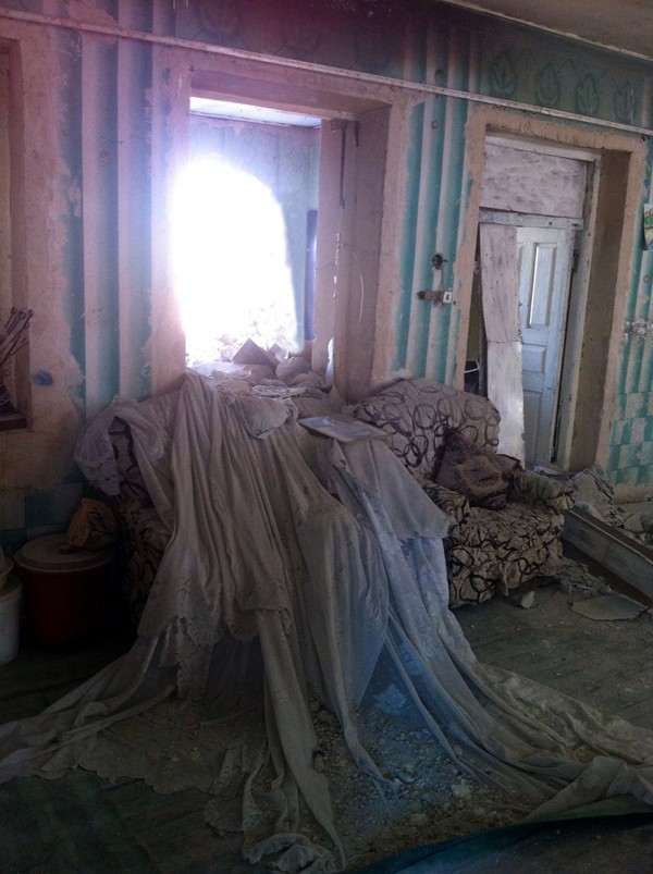 Ermənilər Tərtərdə qəsəbəni artilleriya atəşinə tutub  -  Bir ev dağılıb + Fotolar + Yenilənib