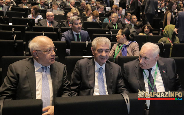 &Ouml;lkə rəhbərliyi bir arada - Fotolar