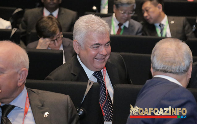 &Ouml;lkə rəhbərliyi bir arada - Fotolar