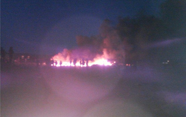 Bakıda güclü yanğın başladı  -  Evlər təhlükədə+Fotolar Bakıda güclü yanğın başladı  -  Evlər təhlükədə+Fotolar