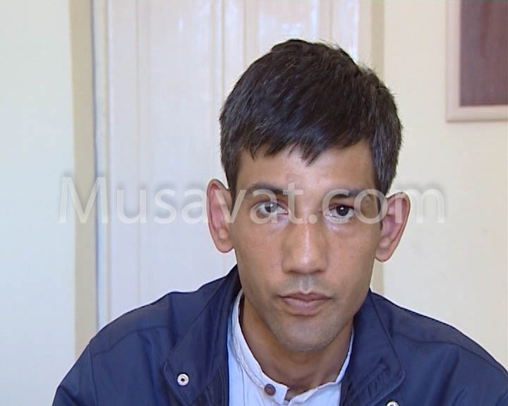 Bakıda k&uuml;&ccedil;ənin ortasında qadının maşınını əlindən aldılar - Foto