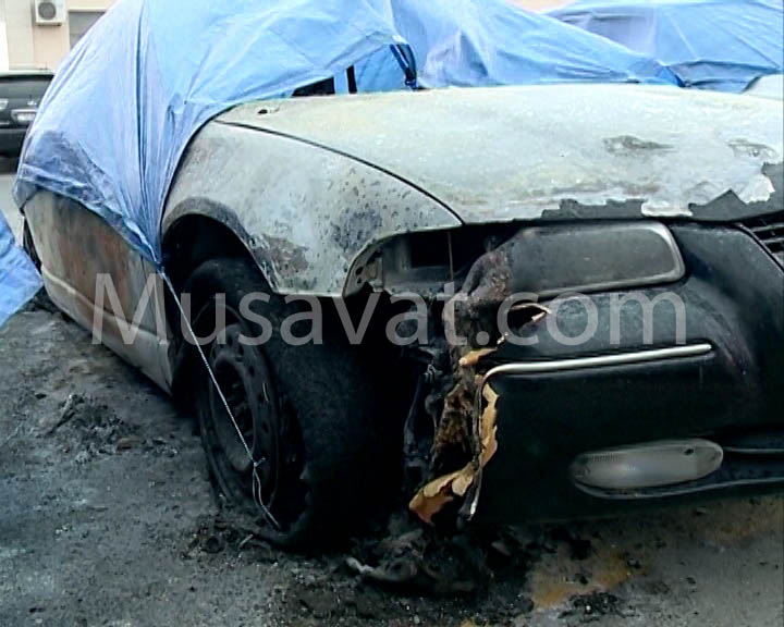 Bakıdakı “Ştrafnoy”da yandırılan maşınların  -  Fotoları