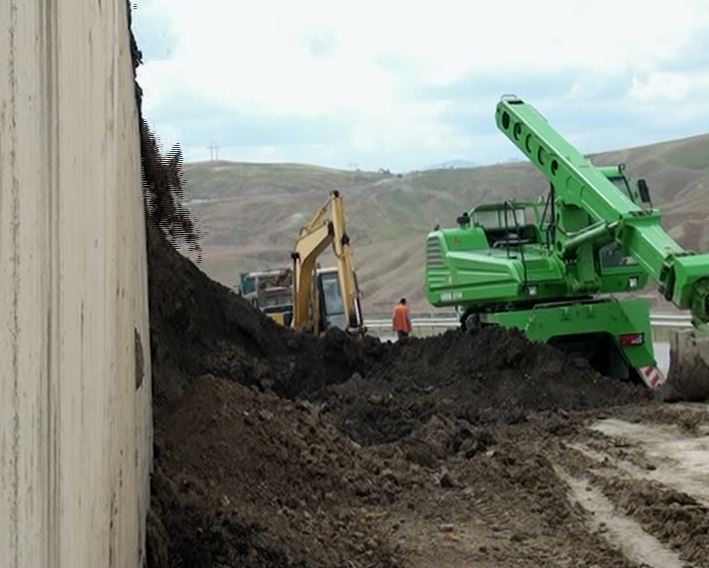 Bakı-Şamaxı-Yevlax magistralında sürüşmə aktivləşdi -  Foto