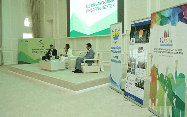 Gəncədə forum ke&ccedil;irilib - Fotolar