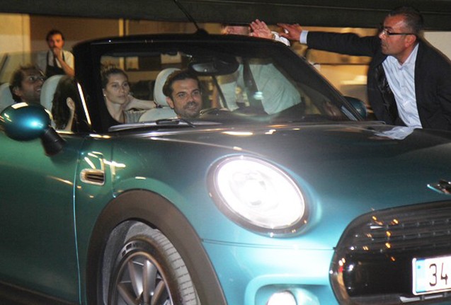 Məşhur cütlüyün 132 minlik maşını - Fotolar Məşhur cütlüyün 132 minlik maşını - Fotolar