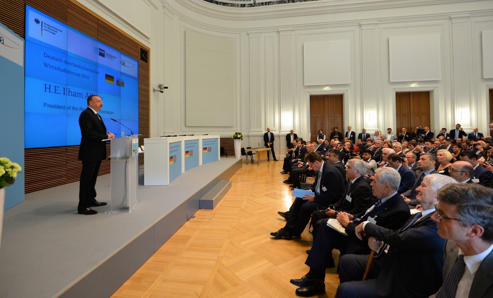 &ldquo;Atəşkəs olduqca k&ouml;vrəkdir&rdquo; - Əliyevdən Almaniya bəyanatı