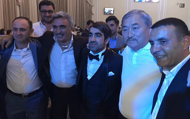 Rafael Ağayevin toyundan yeni - Fotolar