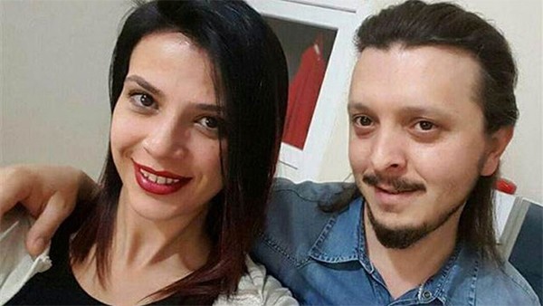 Abdulla G&uuml;l&uuml;n ke&ccedil;miş xanım m&uuml;hafizə&ccedil;isi şəhid oldu -  Fotolar