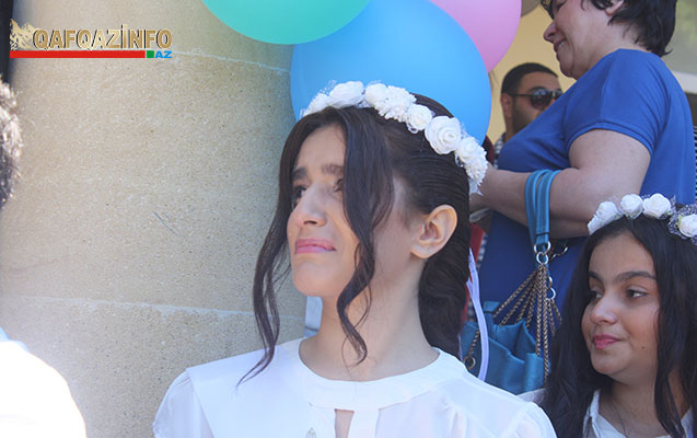 “Son zəng” göz yaşları... -  Fotosessiya