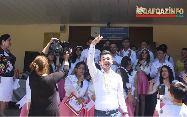 “Son zəng” göz yaşları... -  Fotosessiya