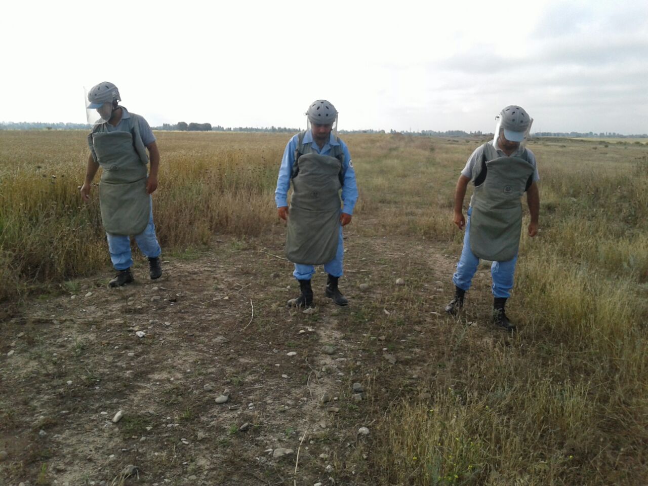 Cəbhəboyu rayonlarda 3 ədəd PHS tapılıb - Fotolar