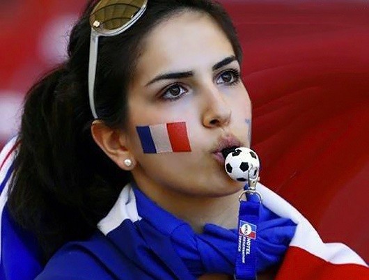 Fransanı g&ouml;zəlliyə qərq edənlər - Fotosessiya