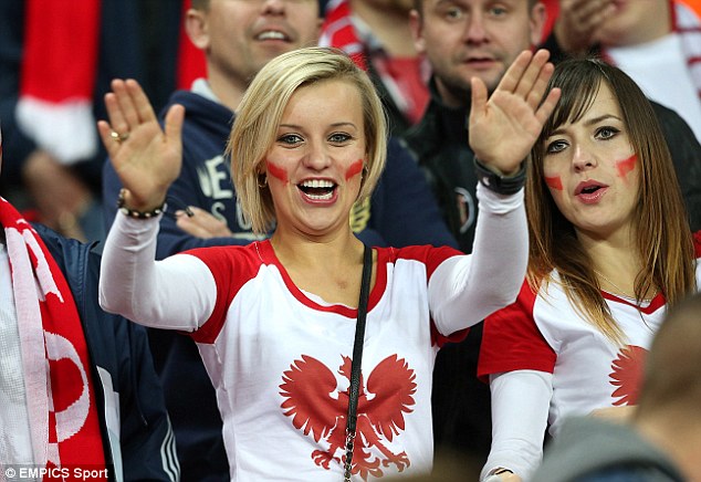 Fransanı g&ouml;zəlliyə qərq edənlər - Fotosessiya