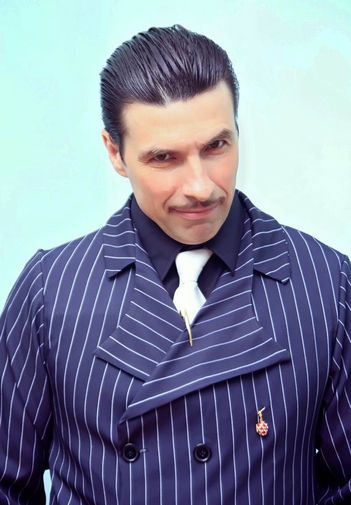 Məşhur killer həbsxanada həkimlə evləndi - Fotolar Məşhur killer həbsxanada həkimlə evləndi - Fotolar