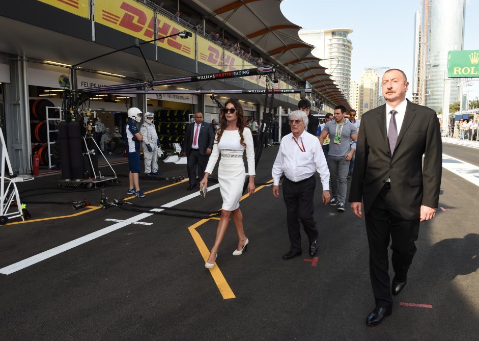 Prezident ailəsi Formula 1-də - Fotolar