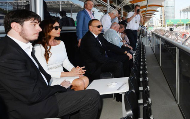 Prezident ailəsi Formula 1-də - Fotolar