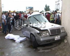Bakıda məmur yol qəzasında öldü - Fotolar Bakıda məmur yol qəzasında öldü - Fotolar