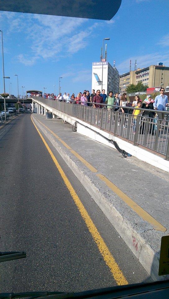 İstanbulda ictimai nəqliyyat pulsuz işləyir -  Foto