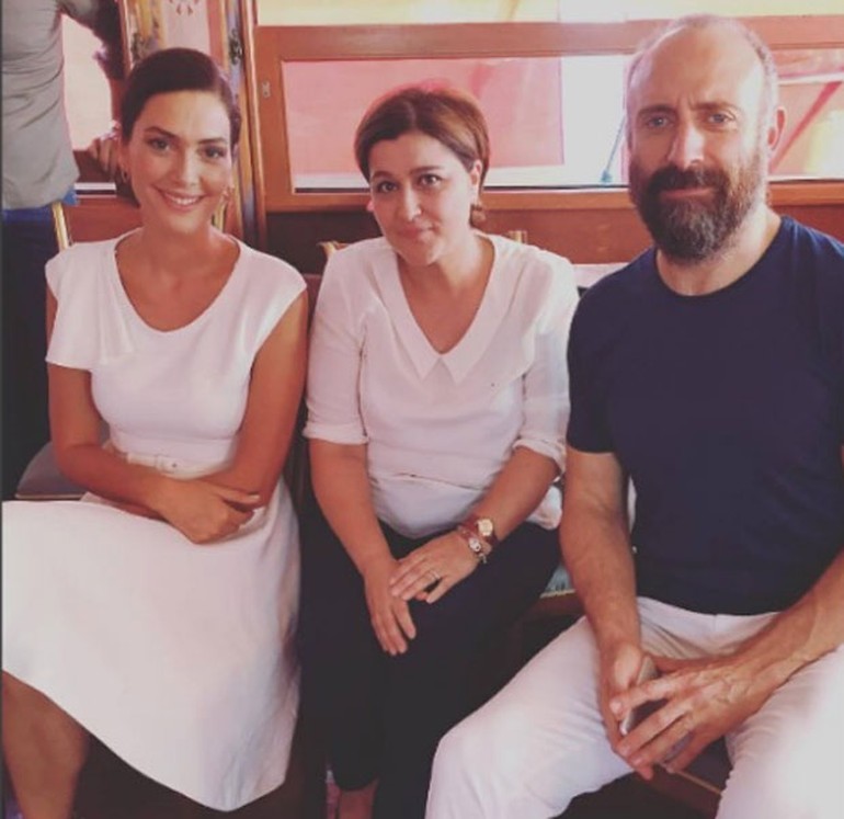 Məşhurlar tarixi mitinqdə -  Fotolar