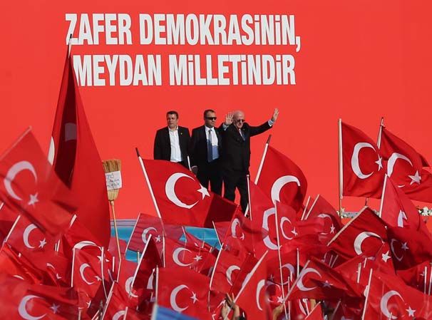 Türkiyədəki mitinqdə Azərbaycan bayrağı dalğalandı -  Fotolar