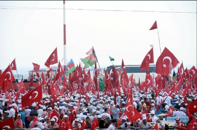 Türkiyədəki mitinqdə Azərbaycan bayrağı dalğalandı -  Fotolar