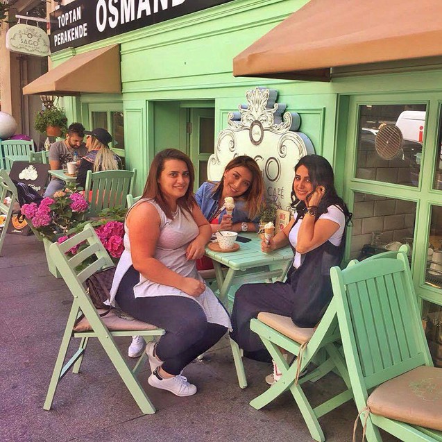 Məşhur stilistin butikinə hücum -  Video