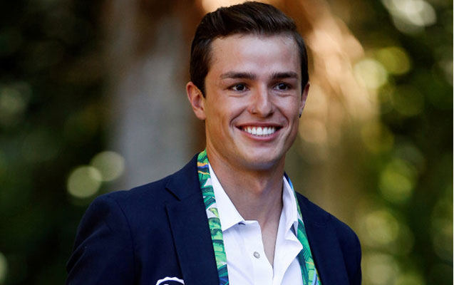 Komanda yoldaşı ilə yatmaq istədi, rəfiqəsi qoymadı - Fotolar