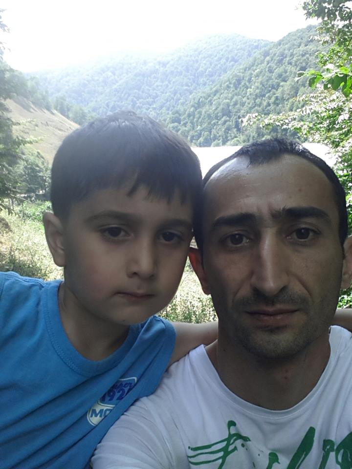 AXCP &uuml;zv&uuml; &ouml;vladı ilə faciəvi şəkildə &ouml;ld&uuml; -  Foto