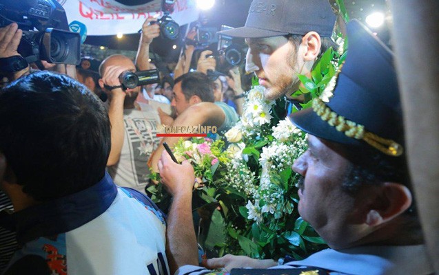 Olimpiya&ccedil;ılarımız Bakıda belə qarşılandı -  Fotolar+Video