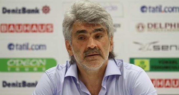 Hakan Ş&uuml;k&uuml;r&uuml;n ardınca onlar gedir...