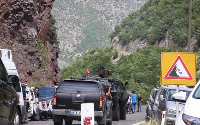 Kılıçdaroğlunun korteji atəşə tutuldu - 1 ölü, 2 yaralı