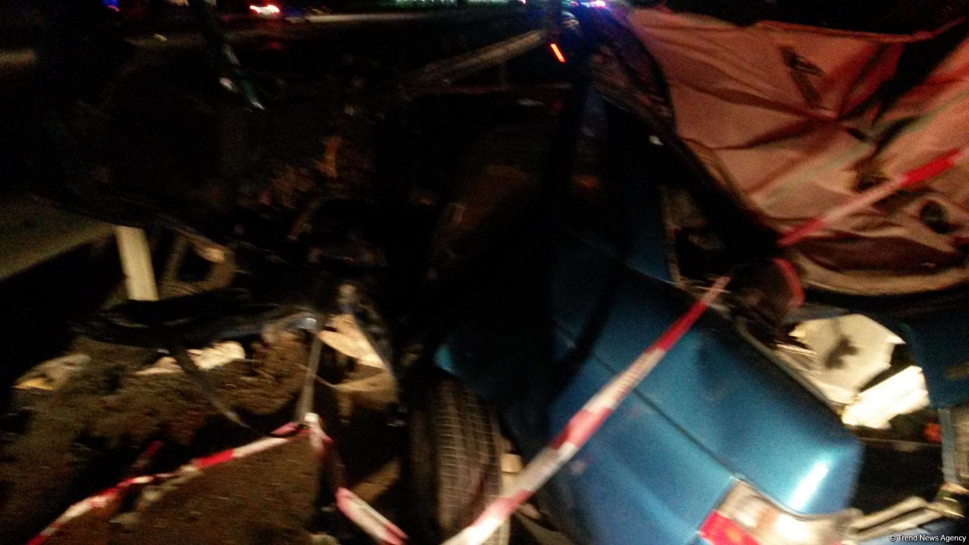 Sumqayıtda dəhşətli qəza - 4 ölü+Foto+Yenilənib