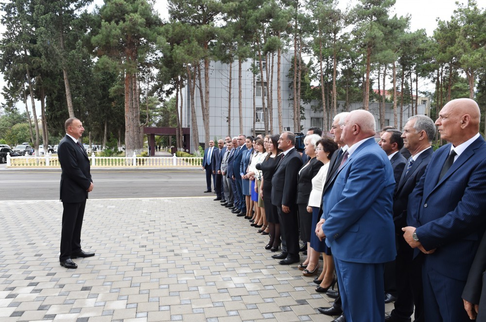 Prezident Salyandadır - Fotolar