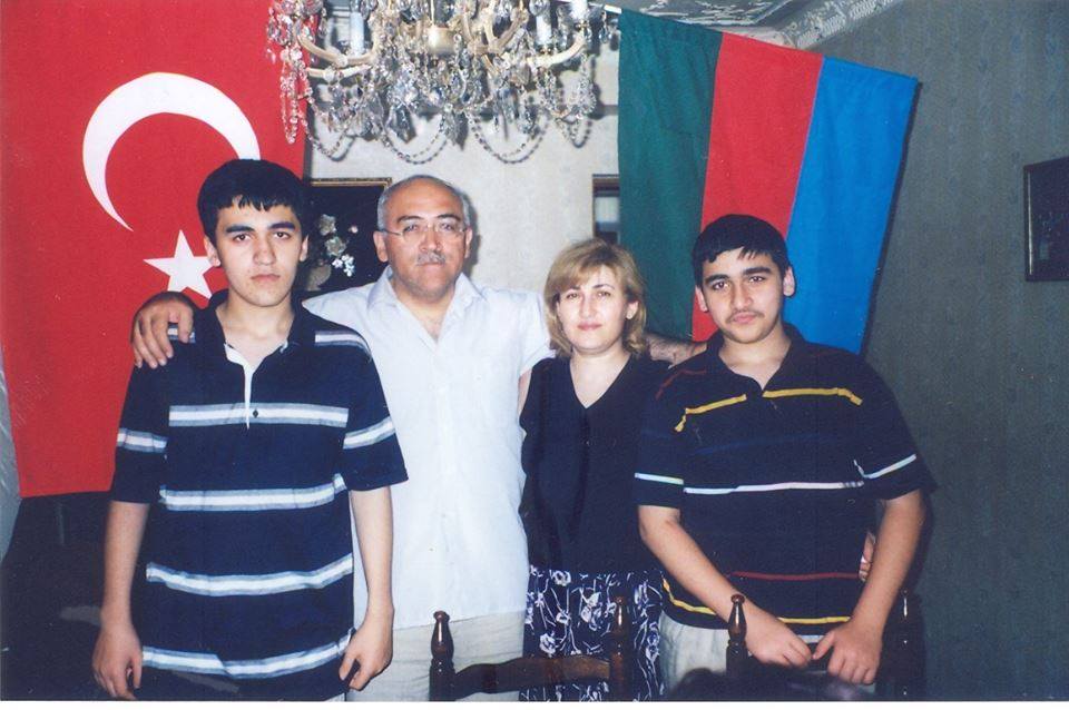 İsa Qəmbərdən 30 ilin etirafı -  “Sənə layiq olmağa çalışdım...”