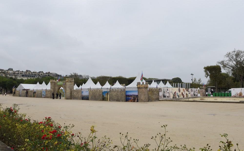 Mehriban Əliyeva “Azərbaycan şəhərciyi”ndə  -  Fotolar